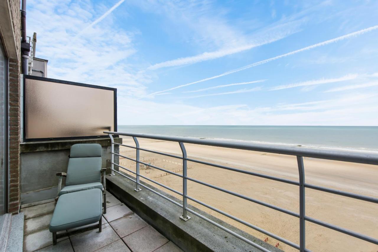 Seaview Apartment In Wenduine De Haan Esterno foto