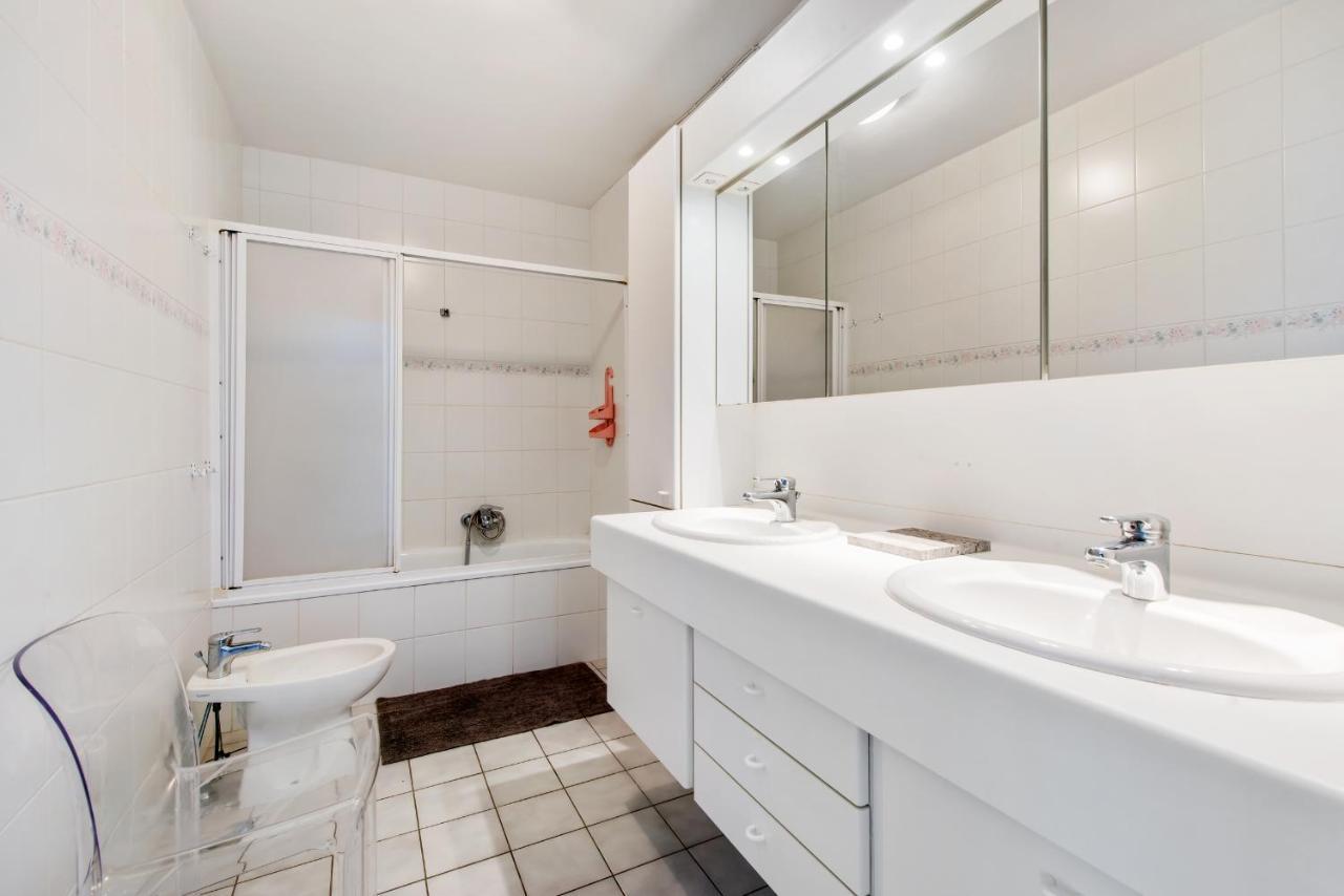 Seaview Apartment In Wenduine De Haan Esterno foto